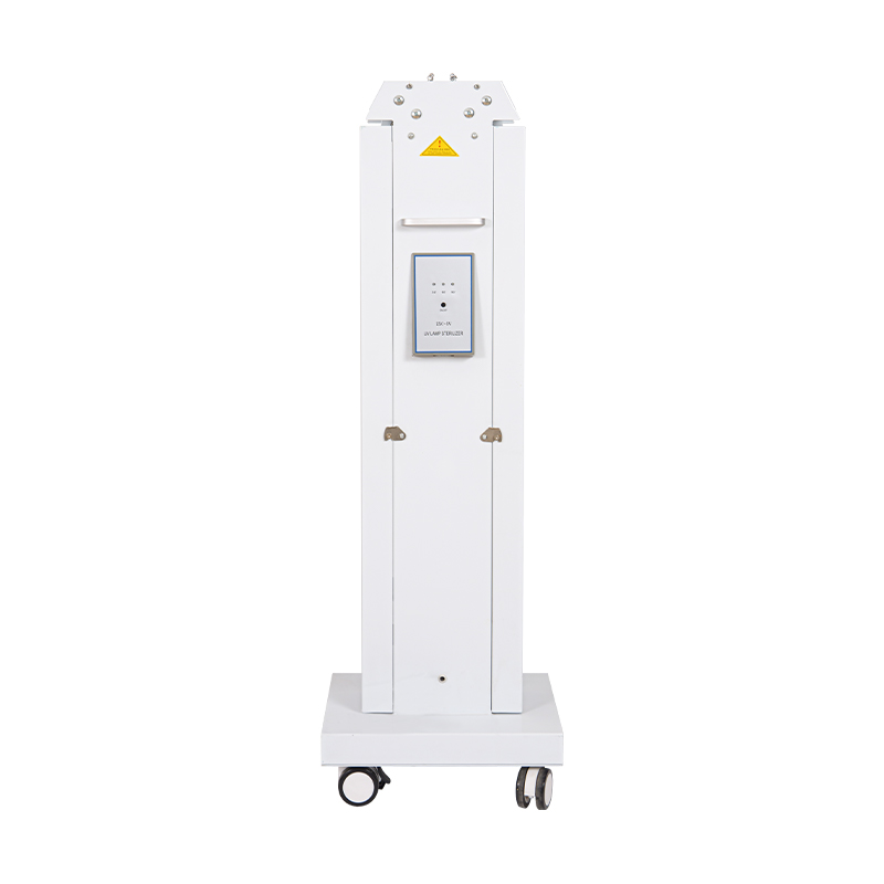 Sterilisatorwagen met vier buizen en UV-lampen Sterilisatorwagen met vier buizen en UV-lampen
